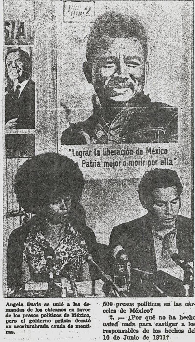 Recortes de periódico de los años setenta con fotos de Angela Davis.